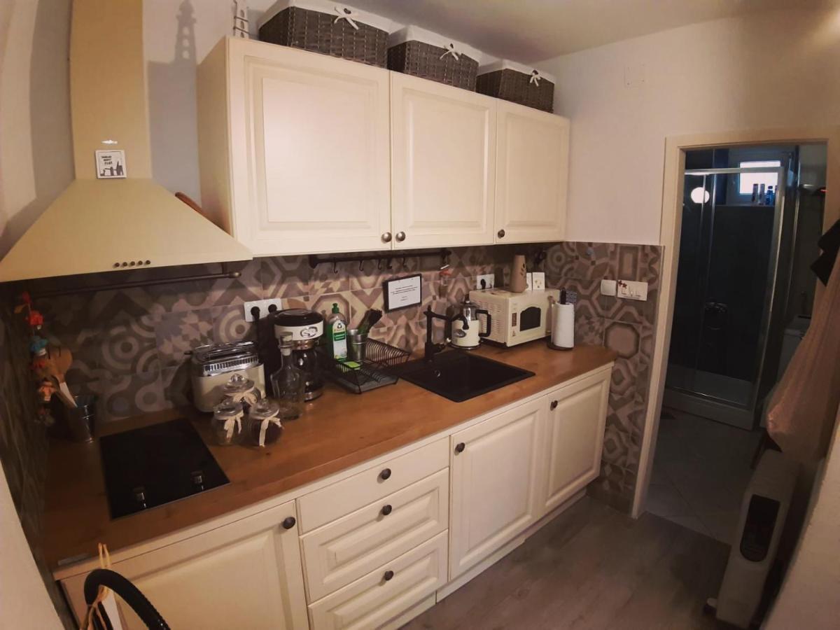 Liza'S Downtown Apartment Đảo Hvar Ngoại thất bức ảnh