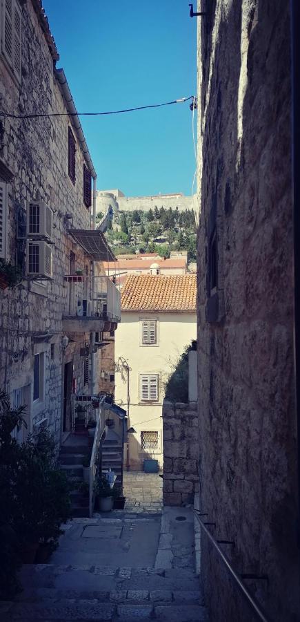 Liza'S Downtown Apartment Đảo Hvar Ngoại thất bức ảnh